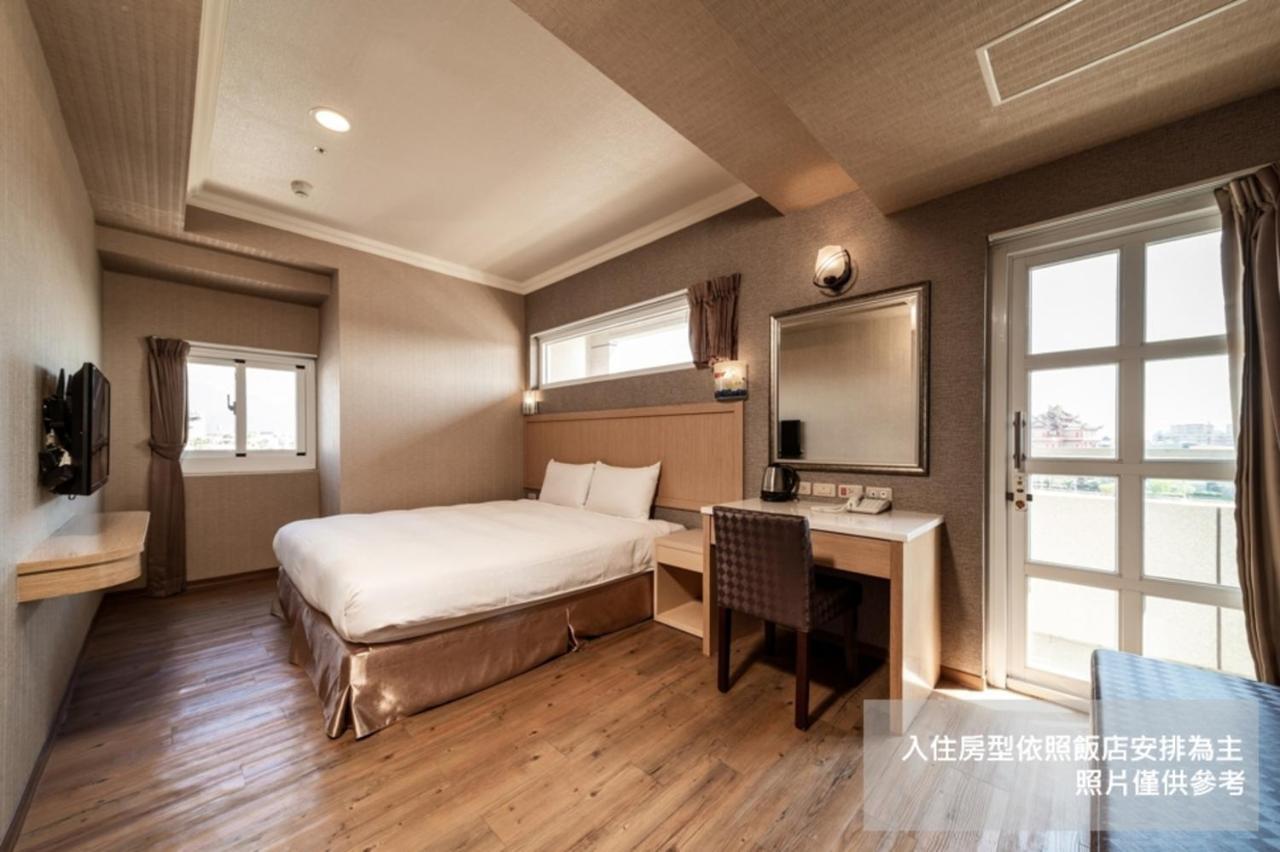 ฟิช โฮเต็ล -ผิงถุง Hotel Pingtung ภายนอก รูปภาพ