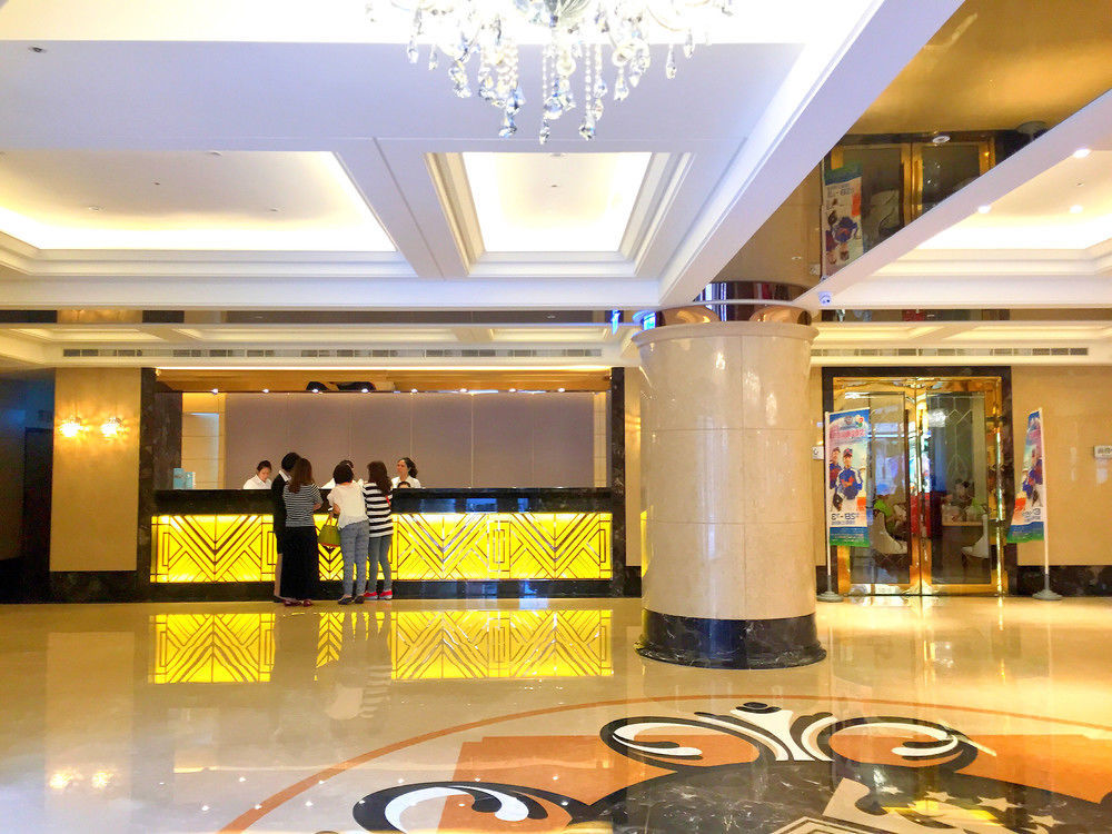ฟิช โฮเต็ล -ผิงถุง Hotel Pingtung ภายนอก รูปภาพ