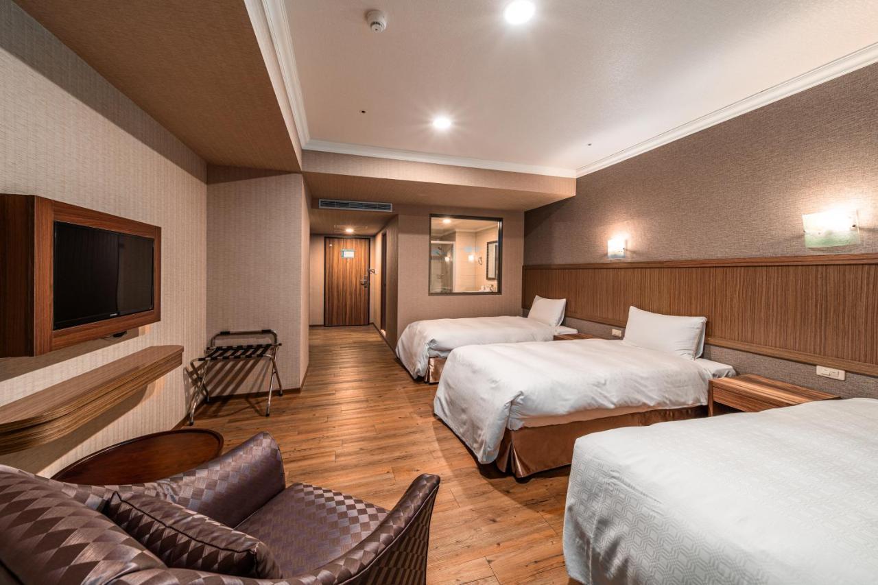 ฟิช โฮเต็ล -ผิงถุง Hotel Pingtung ภายนอก รูปภาพ