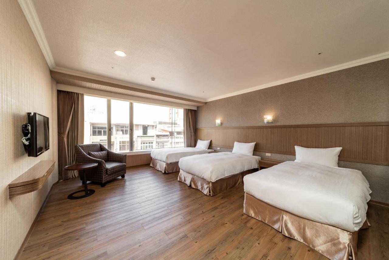 ฟิช โฮเต็ล -ผิงถุง Hotel Pingtung ภายนอก รูปภาพ